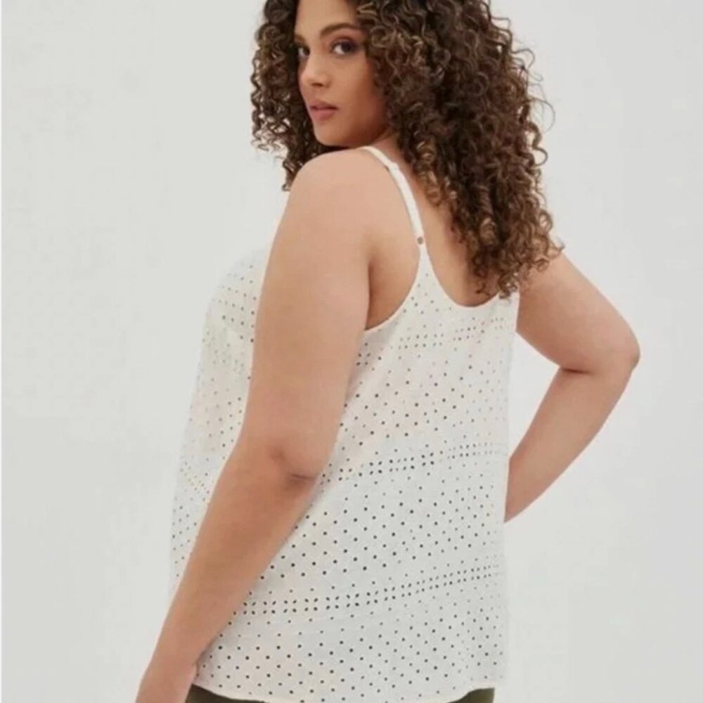 Torrid Eyelet Tank Top Womens Plus Size 1 Cream Boho Sleeveless Summer Blouse - Picture 2 of 10